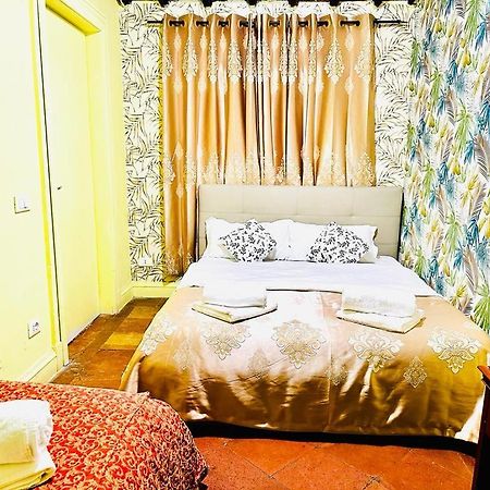 Rome Star Guesthouse Termini Esterno foto