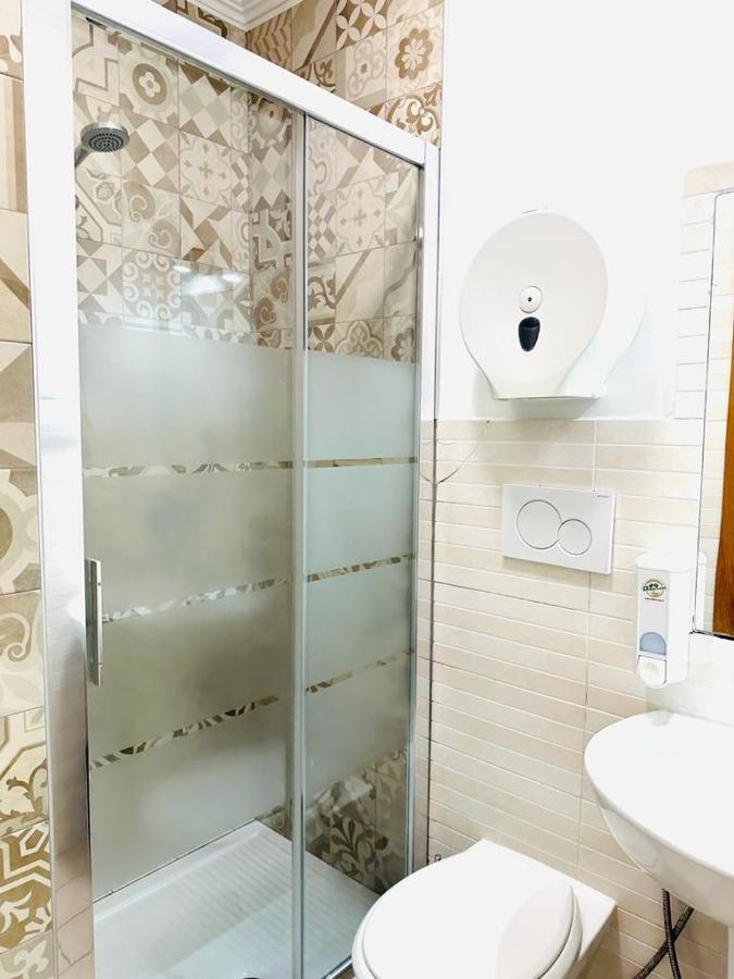 Rome Star Guesthouse Termini Esterno foto