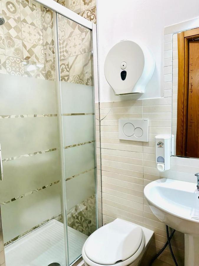 Rome Star Guesthouse Termini Esterno foto