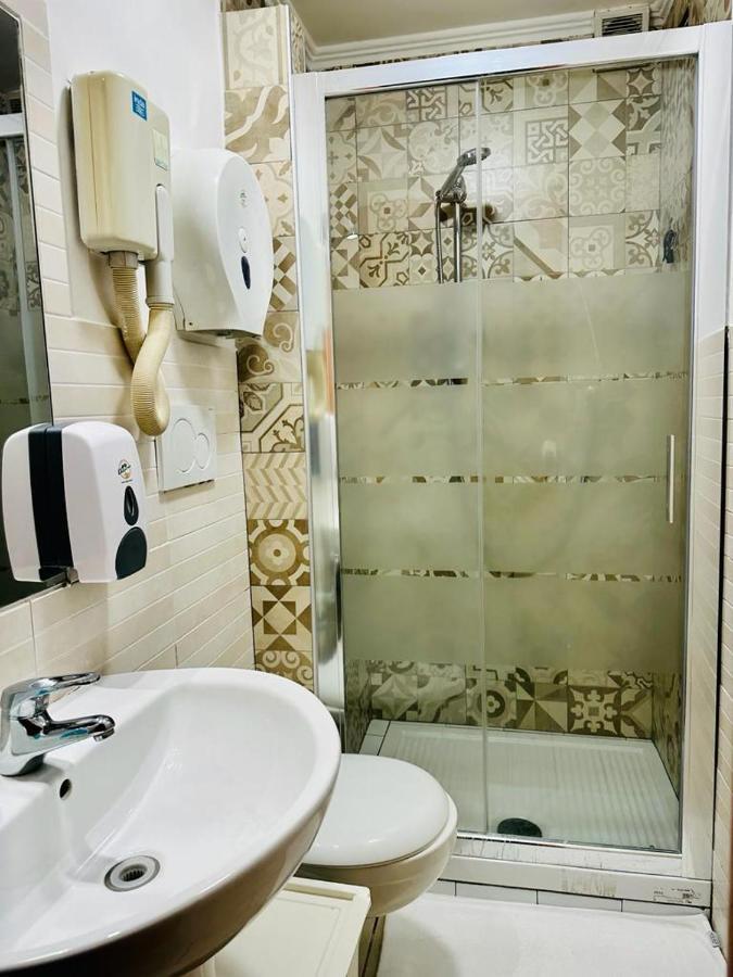 Rome Star Guesthouse Termini Esterno foto